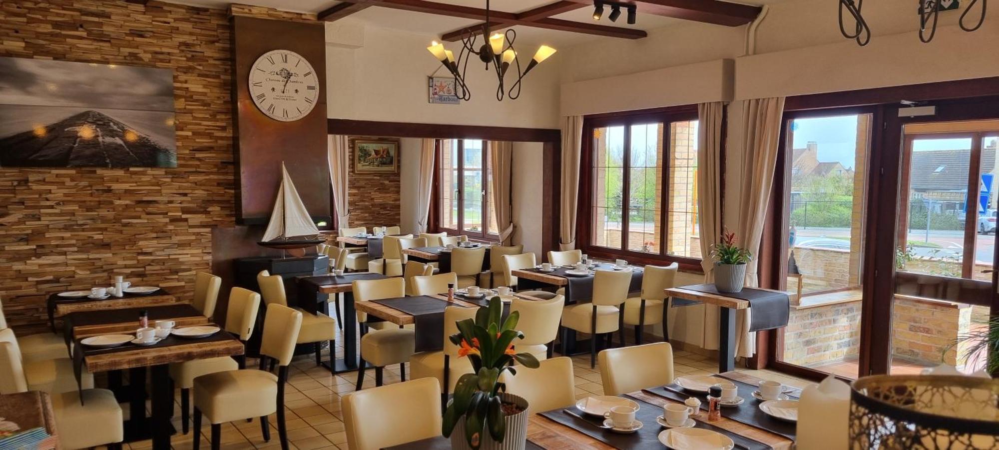 Hotel Westendia And Free Parking Top Breakfast Westende Eksteriør bilde