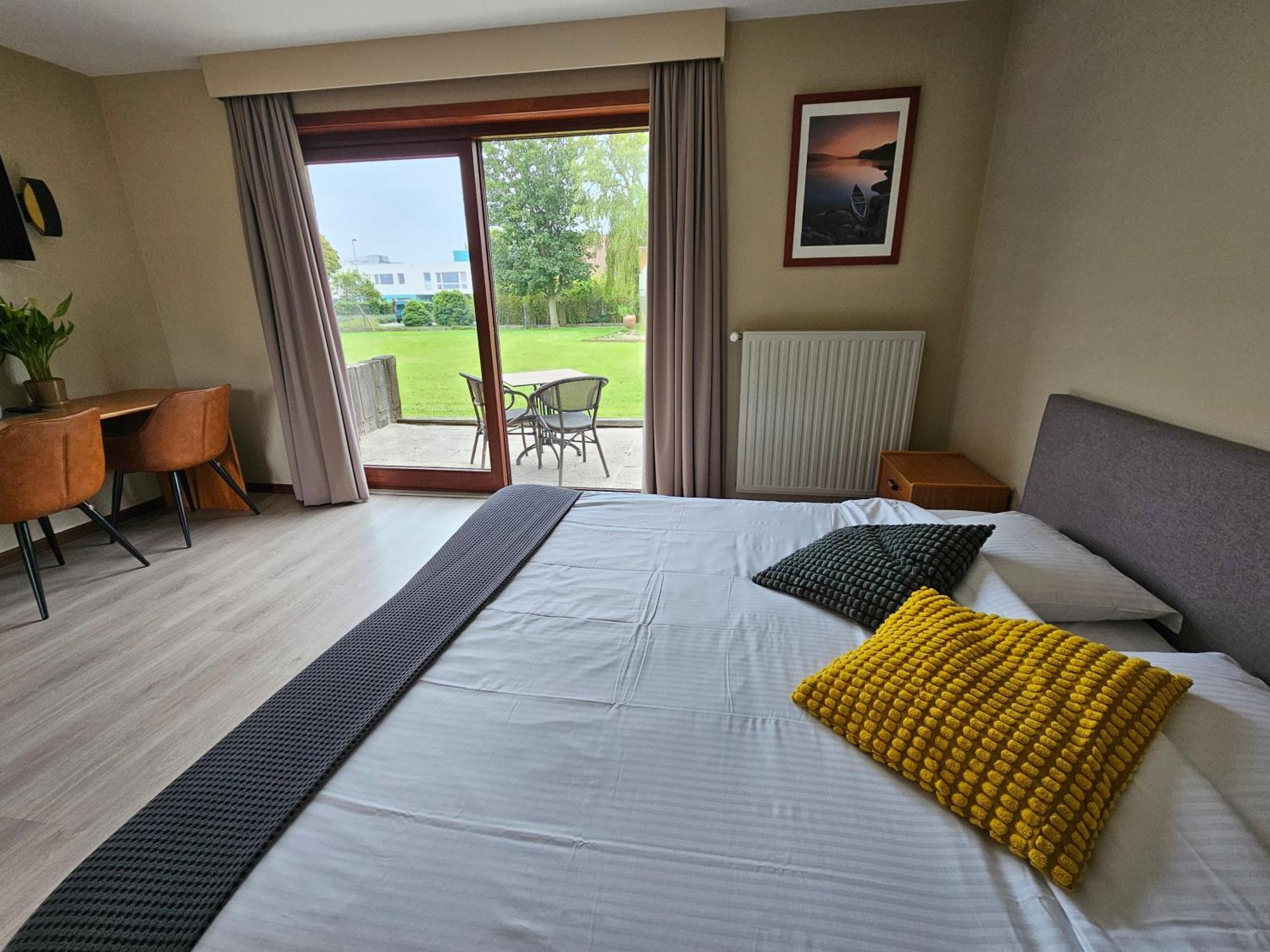 Hotel Westendia And Free Parking Top Breakfast Westende Eksteriør bilde