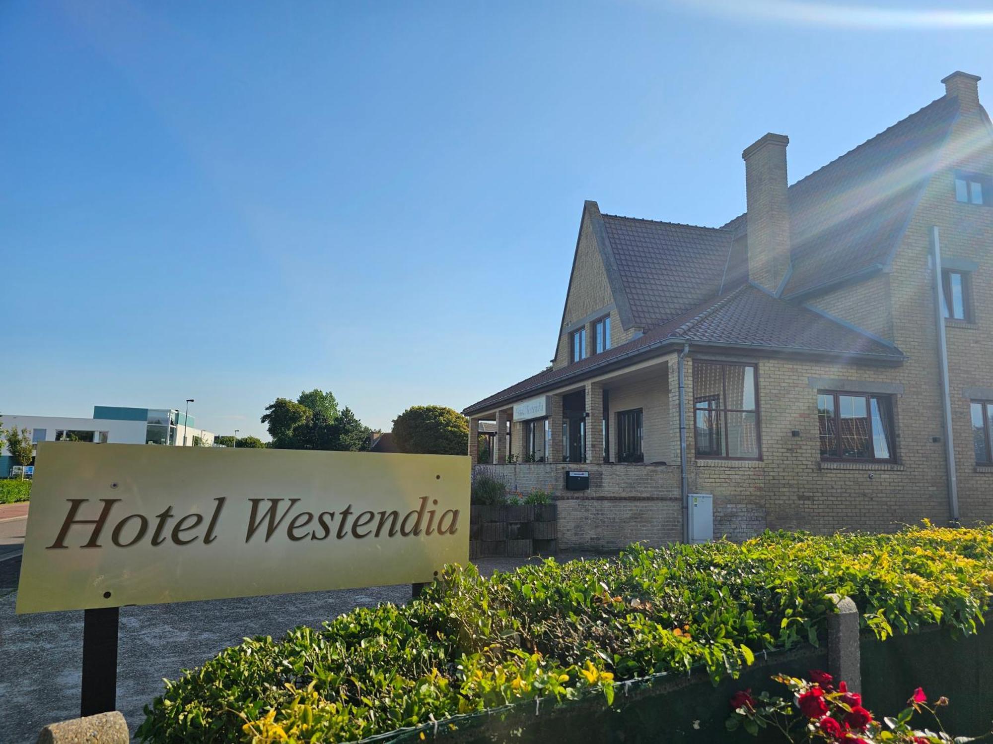 Hotel Westendia And Free Parking Top Breakfast Westende Eksteriør bilde